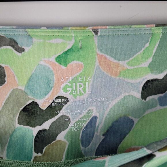 Athleta Girl High Rise Printed Chit Chat Capri Crop Leggings Mosaic Camo Size 16 - Picture 12 of 12